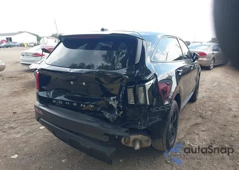 2021 Kia Sorento Lx z USA, uszkodzony, nr VIN 5XYRGDLC7MG016535